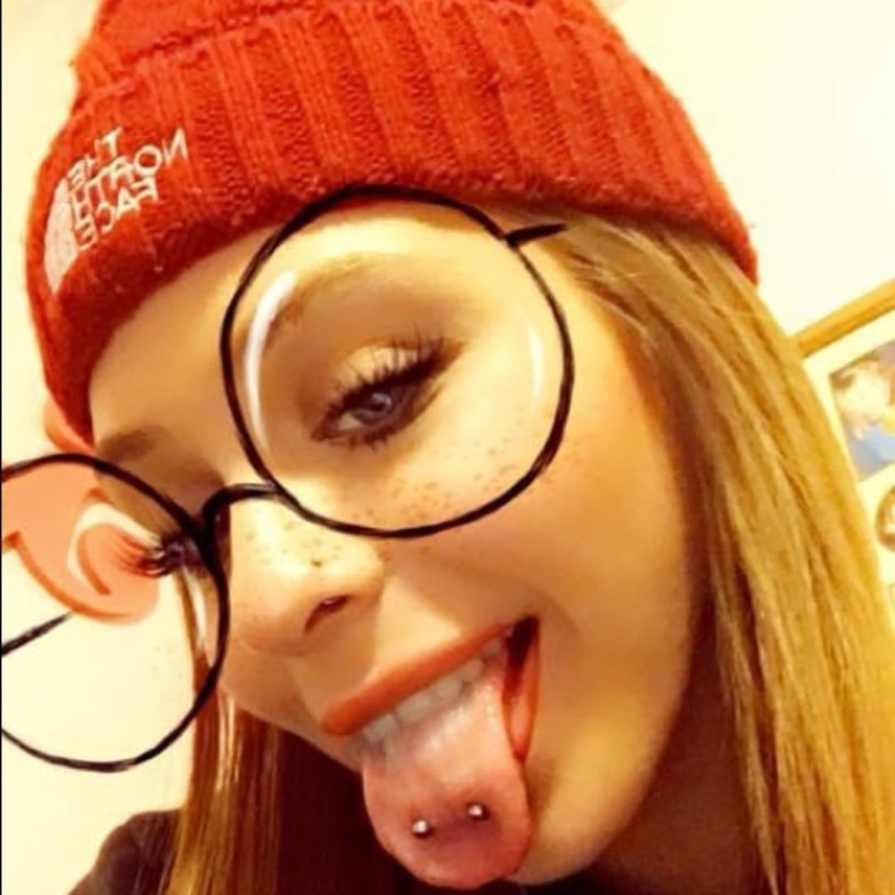 Meet your Posher, Haley